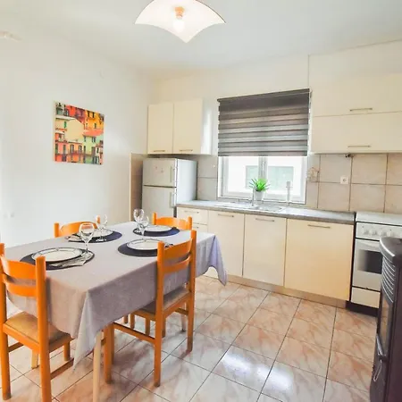 House Petra Holiday home Zirje